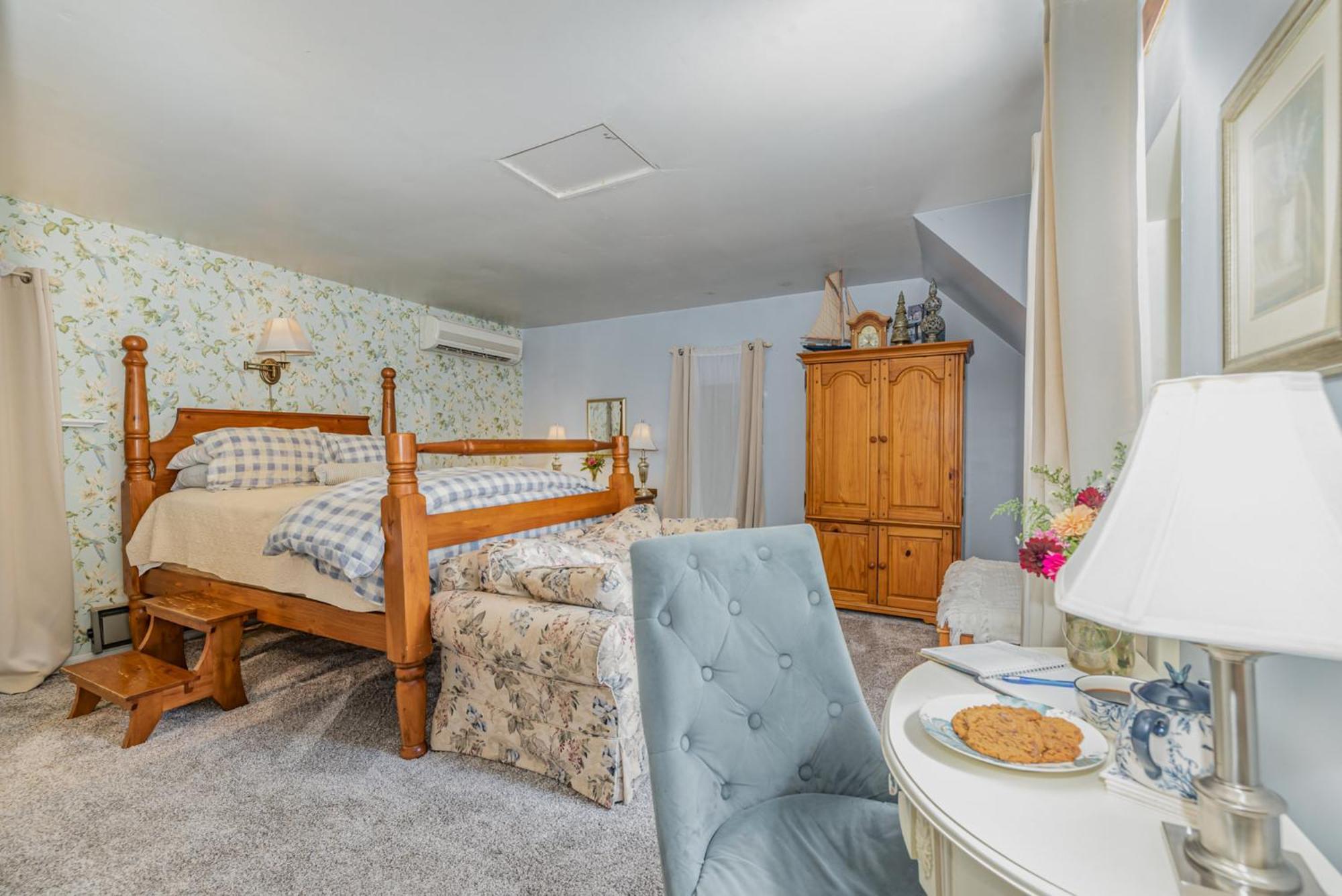 Bed & Breakfast Fallen Tree Farm