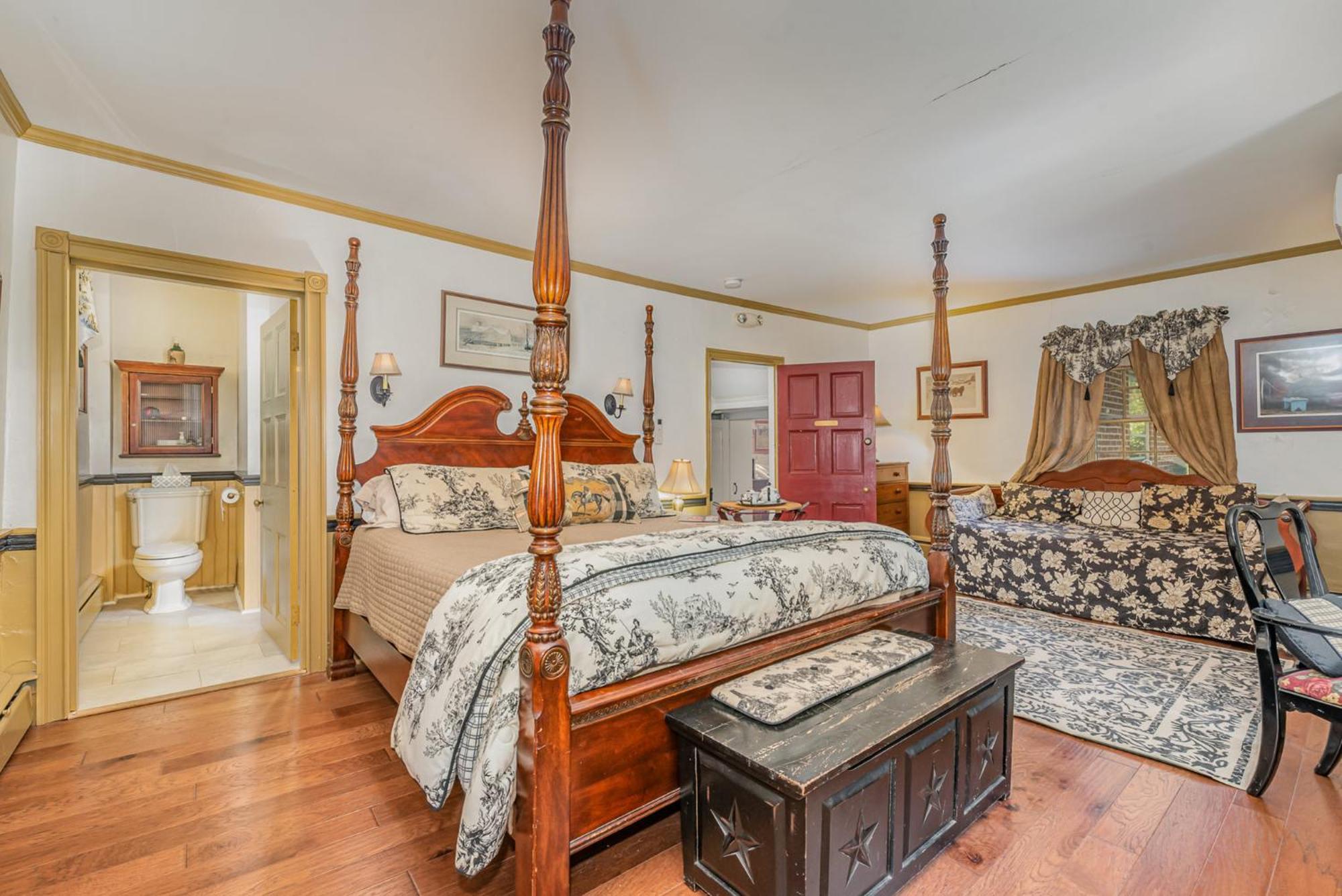 Bed & Breakfast Fallen Tree Farm Carlisle