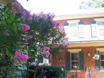 Fallen Tree Farm Bed & Breakfast Carlisle